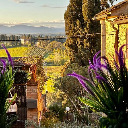 Lovely 2 Bedroom In San Gimignano Historic Center Buitenkant foto