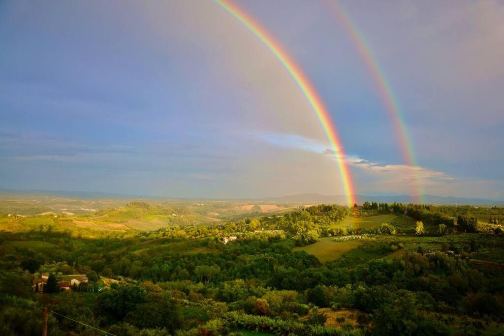 Lovely 2 Bedroom In San Gimignano Historic Center Buitenkant foto