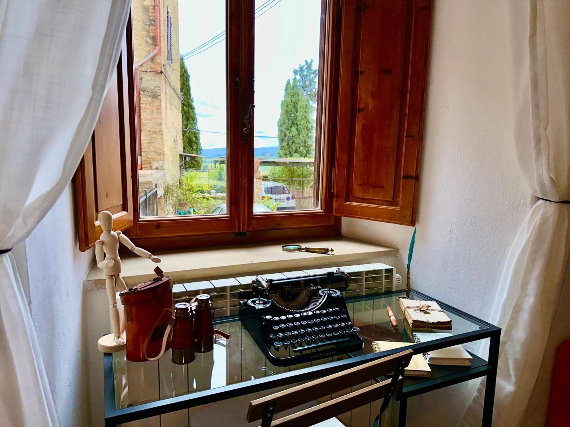 Lovely 2 Bedroom In San Gimignano Historic Center Buitenkant foto