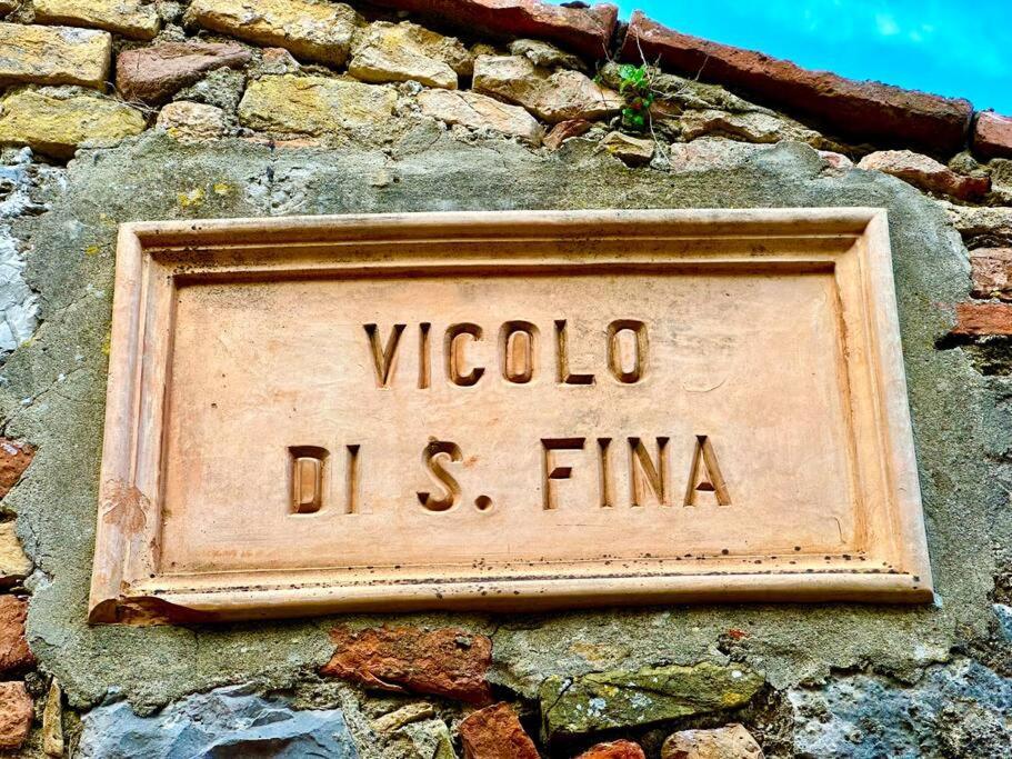 Lovely 2 Bedroom In San Gimignano Historic Center Buitenkant foto